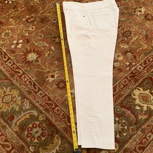 Elegant Women's Straight Leg White Jeans